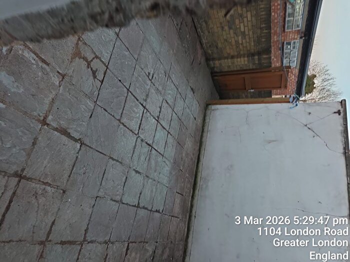 1 Bedroom Flat To Rent In London Road, Norbury, SW16