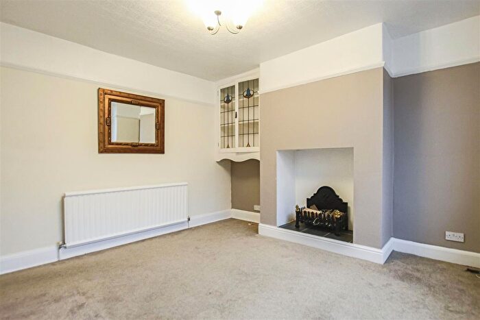 3 Bedroom Semi-Detached House To Rent In Rosslyn Road, Moston, Manchester, M40