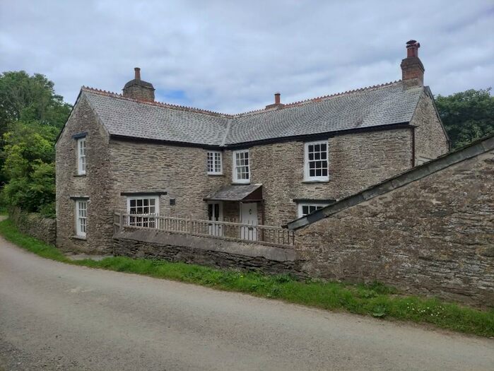 3 Bedroom Detached House To Rent In , PL26