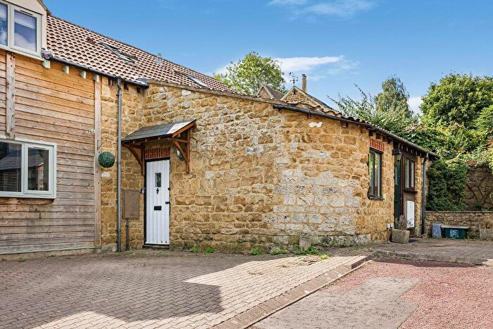 1 Bedroom Cottage For Sale In Tythe Court, Cam, Dursley, GL11