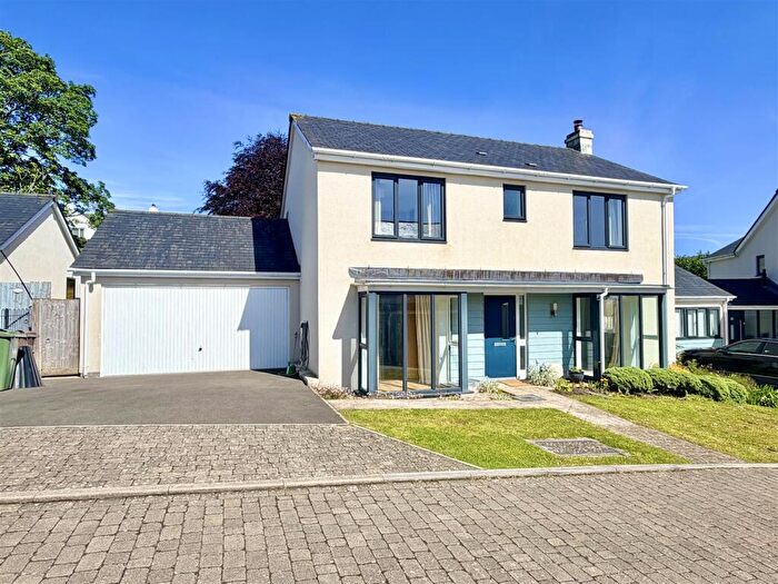 4 Bedroom Detached House For Sale In Mannamead, Plymouth, PL3