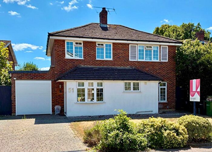 4 Bedroom Detached House For Sale In Oakhill Road, Ashtead, KT21