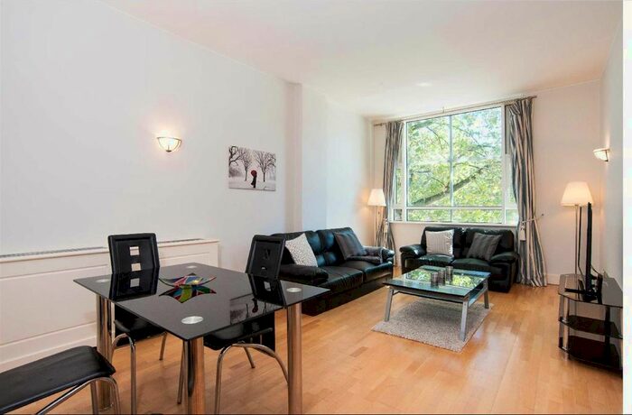 2 Bedroom Flat To Rent In Marylebone Road, London, NW1