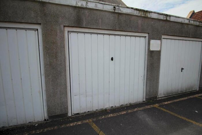 Garage / Parking To Rent In Ellenborough Park South, Weston-super-Mare, BS23