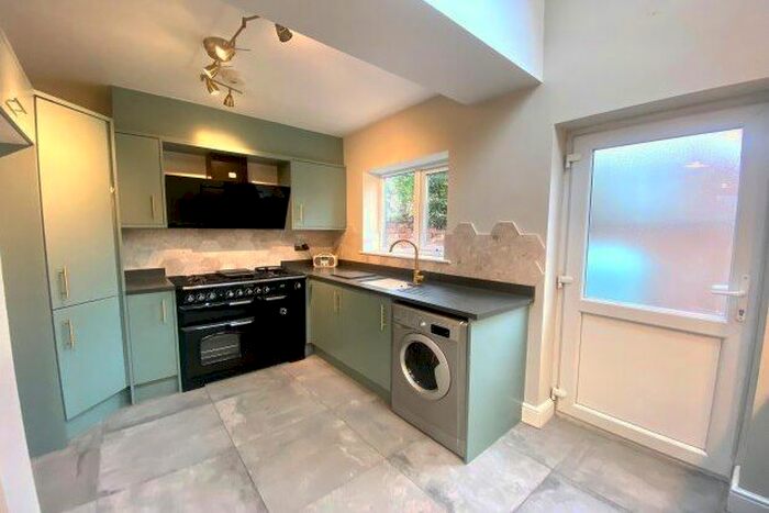 2 Bedroom Property To Rent In Navigation Road, Altrincham, WA14