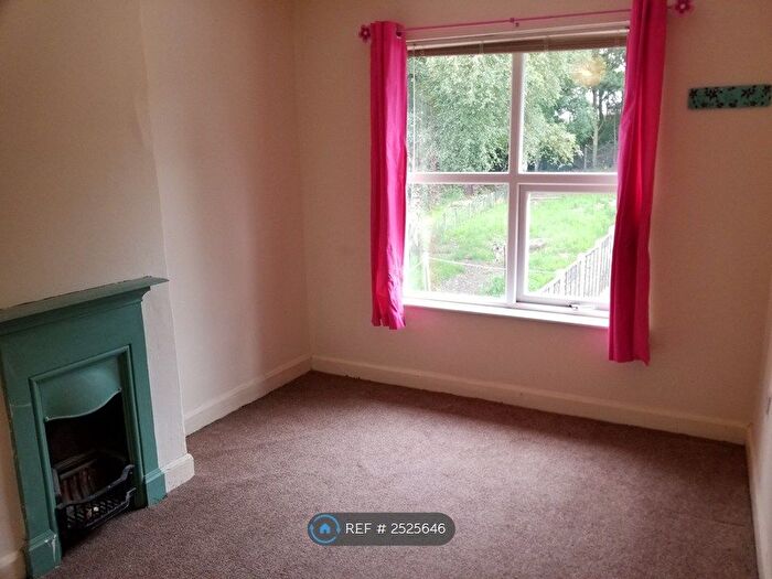 3 Bedroom Semi-detached House To Rent In Stafford Road, Cannock, WS11