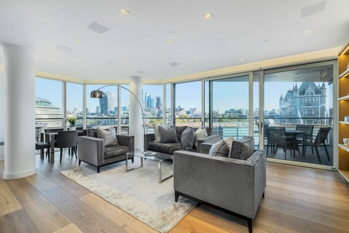 2 Bedroom Flat To Rent In Tudor House, Tower Bridge, SE1