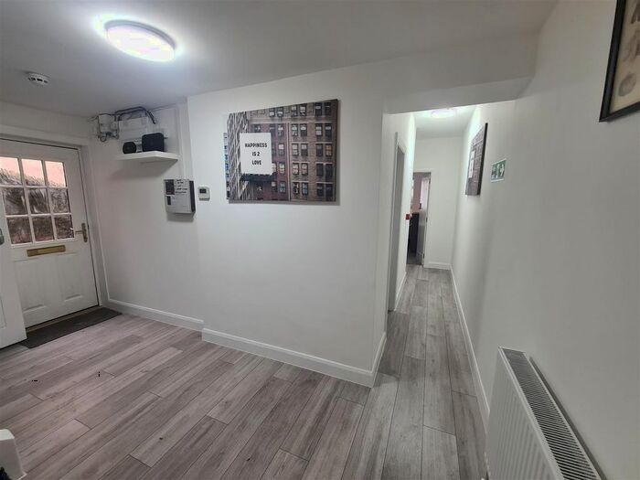 1 Bedroom Property To Rent In Worcester Road, Bromsgrove, B61