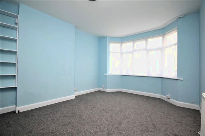 Studio To Rent In St. Andrews Road, Worthing, West Sussex, BN13