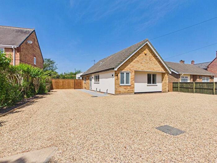 3 Bedroom Detached Bungalow For Sale In Sutton Road, Terrington St Clement, King's Lynn, PE34