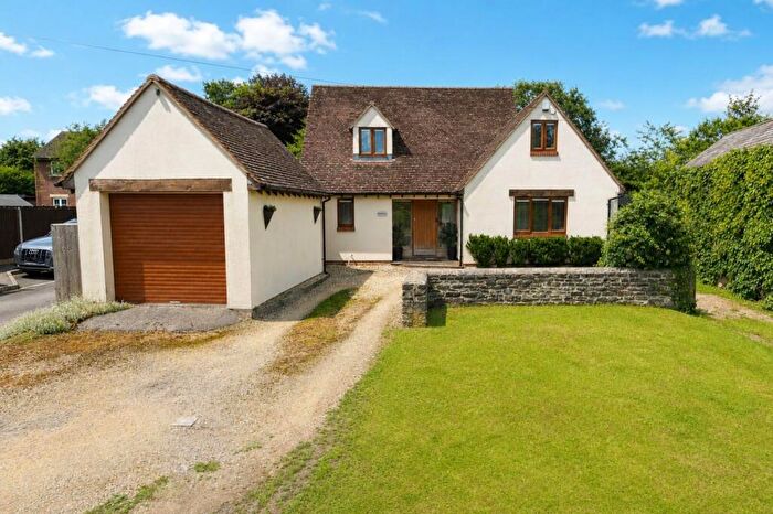 4 Bedroom Detached House For Sale In Great Milton, OX44