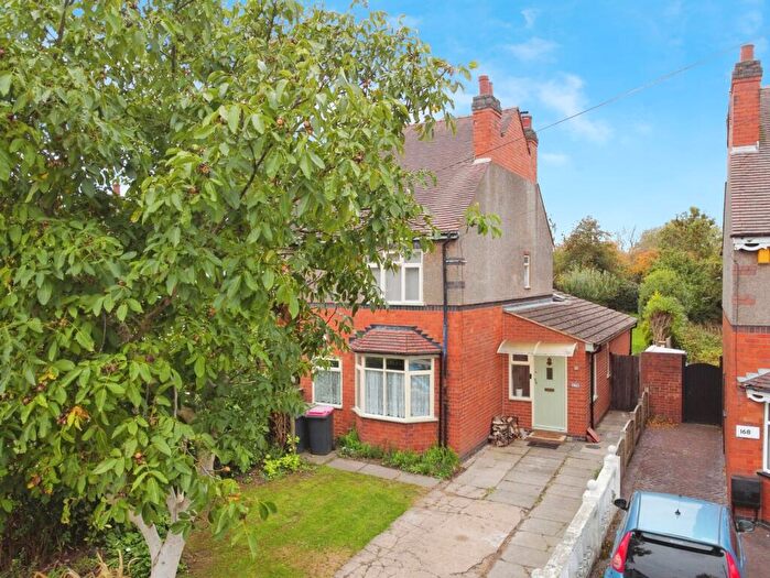 2 Bedroom Detached House For Sale In Birmingham Road, Ansley, Nuneaton, Warwickshire, CV10