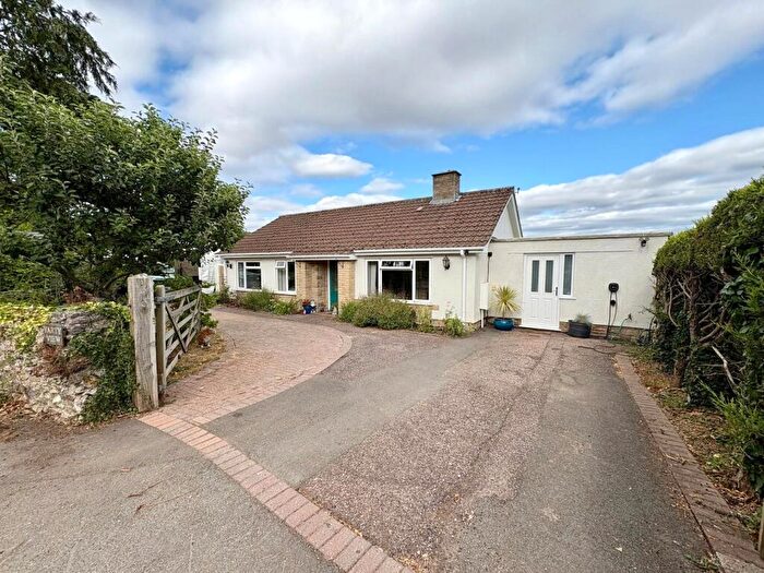 4 Bedroom Bungalow For Sale In Stockland, Honiton, Devon, EX14