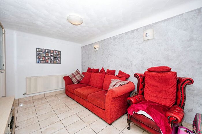 2 Bedroom Semi-Detached Bungalow For Sale In Gorsey Lane, Clock Face, St Helens, WA9