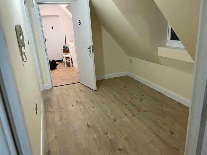 1 Bedroom Flat To Rent In High Road, Wembley, HA9