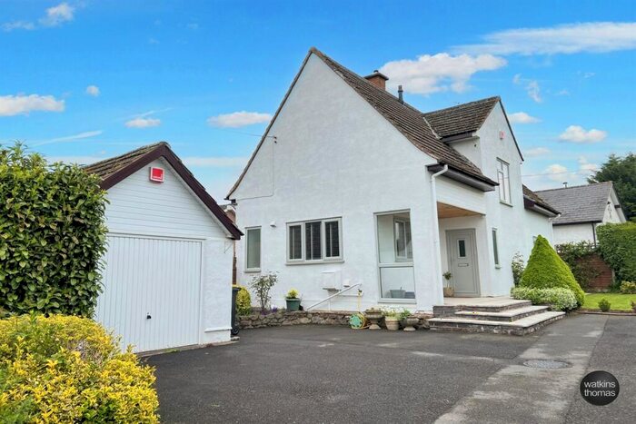 3 Bedroom Detached House For Sale In Roman Road, Three Elms, Hereford, HR4