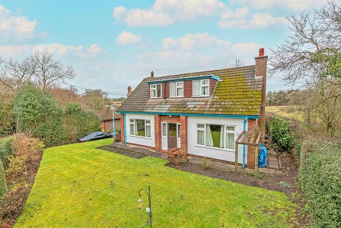 2 Bedroom Detached Bungalow For Sale In Beaconsfield Cottages, Blakemere Lane, Norley, Frodsham, WA6