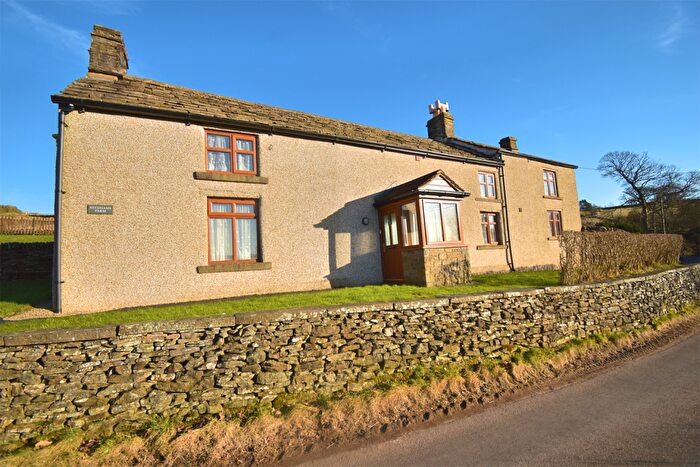 3 Bedroom Detached House For Sale In Kettleshulme, High Peak, SK23