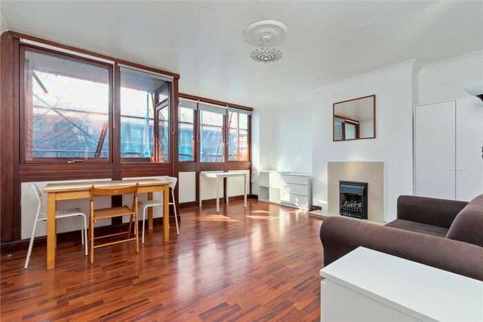 3 Bedroom Maisonette To Rent In Purcell Street, London, N1