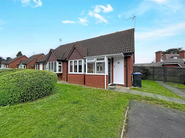2 Bedroom Terraced Bungalow For Sale In Adcock Drive, Kenilworth, CV8