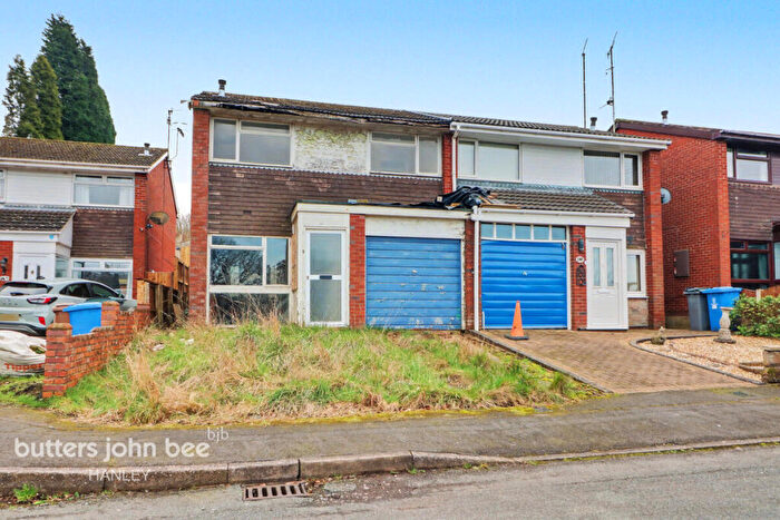 3 Bedroom Semi Detached House For Sale In Ullswater Avenue, Burslem, Stoke-on-Trent, ST6