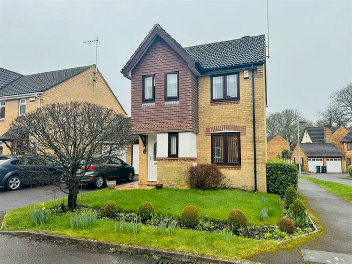 3 Bedroom Detached House To Rent In Albion Way, Verwood, BH31