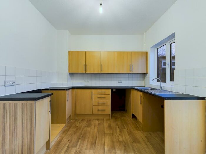 2 Bedroom Terraced House To Rent In Frodsham Street, HU9