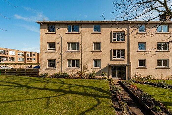 2 Bedroom Flat For Sale In / Craighall Road, Edinburgh, EH6