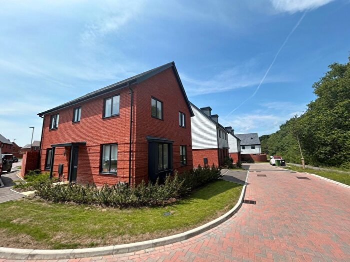 4 Bedroom Detached House To Rent In Bedlams Close, Whiteley, Fareham, Hampshire, PO15