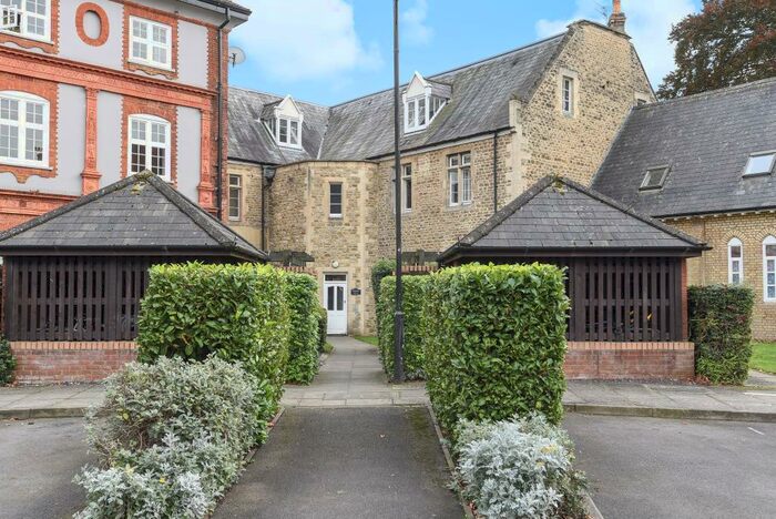 1 Bedroom Apartment To Rent In Morris House, East Oxford, OX4