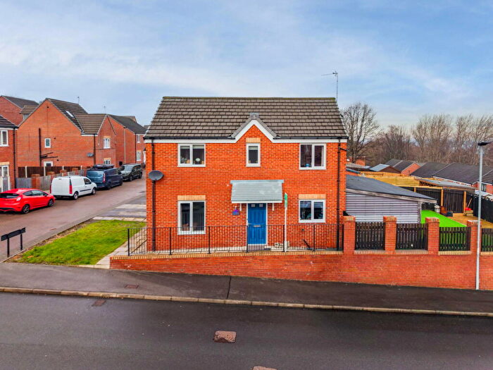 4 Bedroom Detached House For Sale In Bluebell Bank, Barnsley, S70