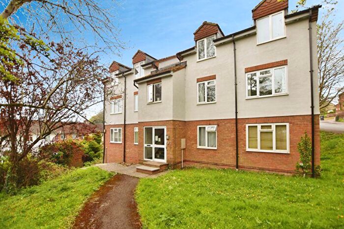 1 Bedroom Flat To Rent In Ramleaze Drive, Salisbury, SP2
