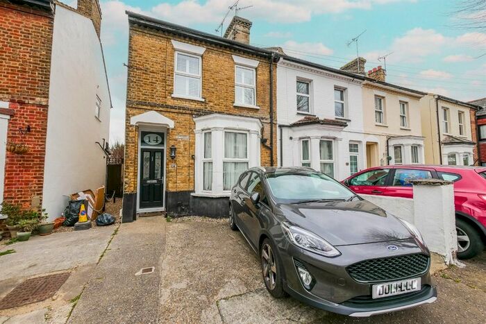 2 Bedroom Flat To Rent In Princes Street, Southend-On-Sea, SS1