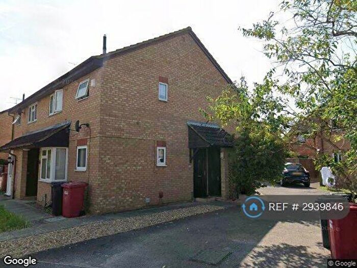 1 Bedroom Semi-Detached House To Rent In Bader Gardens, Slough, SL1