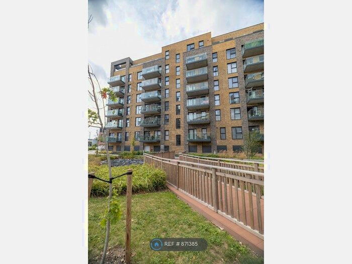 2 Bedroom Flat To Rent In James Smith Court, Dartford, DA1