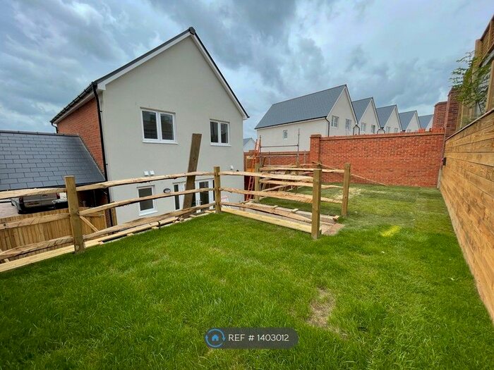 3 Bedroom Detached House To Rent In Bramling Crescent, Tunbridge Wells, TN2