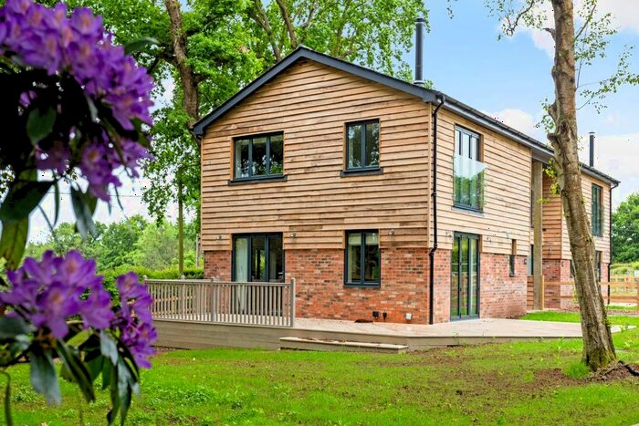 2 Bedroom Semi-Detached House To Rent In Edenbridge Road, Hartfield, TN7