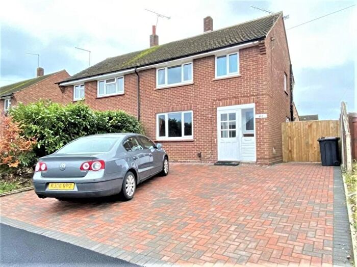 1 Bedroom Flat To Rent In Star Post Road, Camberley, GU15