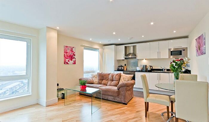 2 Bedroom Flat For Sale In High Road, Ilford, IG1