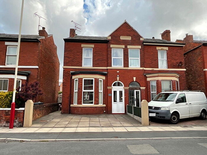 2 Bedroom Semi-Detached House For Sale In Portland Street, Southport, PR8