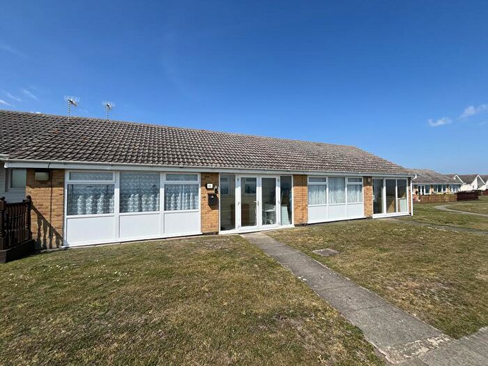 3 Bedroom Bungalow To Rent In Corton, Lowestoft, NR32
