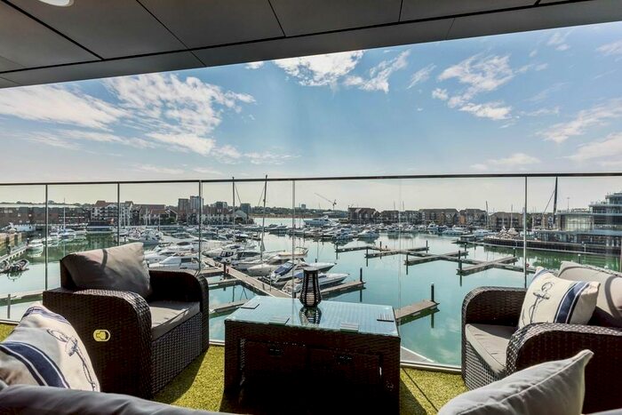 2 Bedroom Apartment To Rent In Ocean Way, Ocean Village, SO14