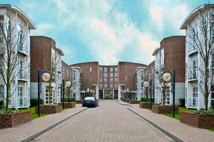 2 Bedroom Flat To Rent In Manbre Road, London, W6