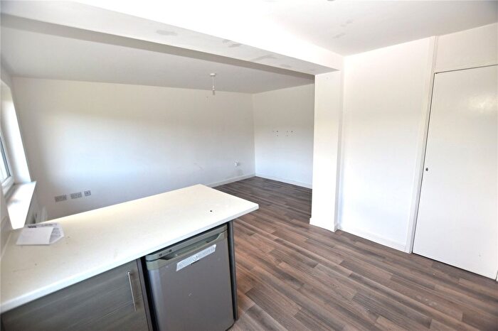 1 Bedroom Flat For Sale In Parkwood Court, Parkwood Rise, Keighley, West Yorkshire, BD21