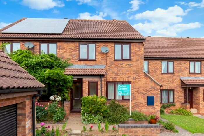 3 Bedroom Terraced House To Rent In Gascoigne Way, Bloxham, OX15