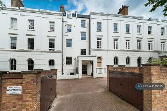 2 Bedroom Flat To Rent In Camberwell Grove, London, SE5