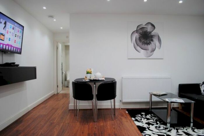 1 Bedroom Flat To Rent In Bethnal Green Road, Bethnal Green, E2