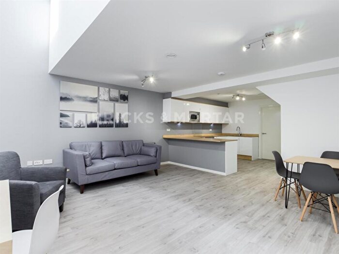 2 Bedroom Apartment To Rent In Maranar House, City Centre, NE1