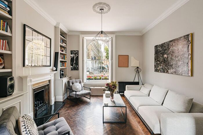 3 Bedroom Flat For Sale In Wilmington Square, London, WC1X