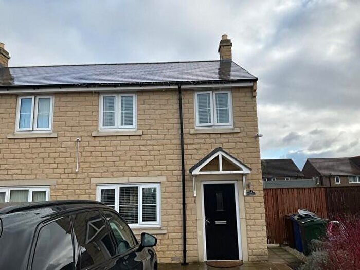 2 Bedroom Semi Detached House To Rent In Butter Cross Park, Monk Bretton, Barnsley, S71